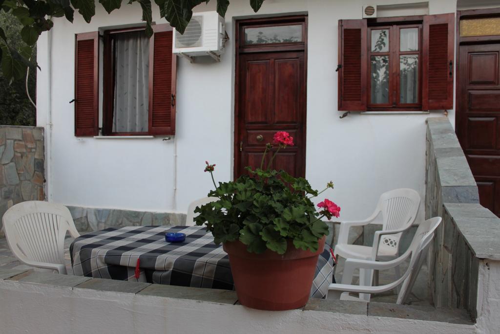 Ballas Apartments Agia Efimia Room photo